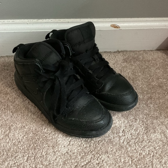 Nike Air Jordan Black Sneakers - Picture 6 of 7